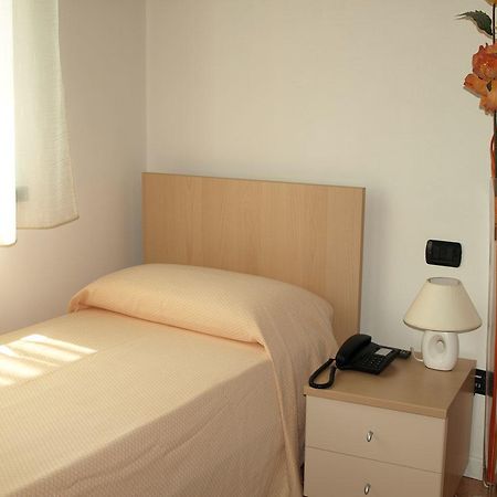 Hotel Karol 몬차 외부 사진