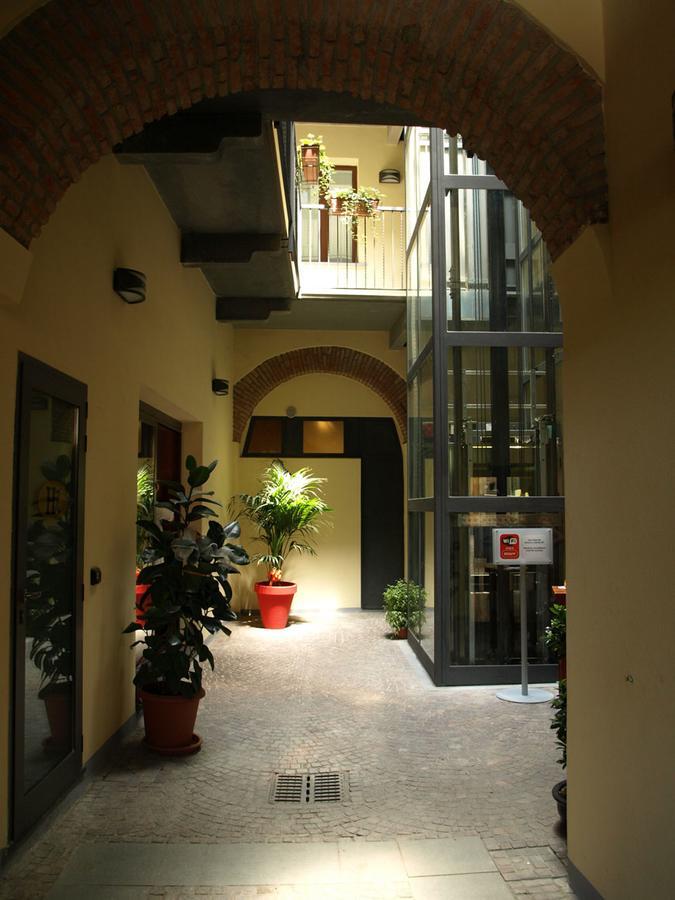 Hotel Karol 몬차 외부 사진