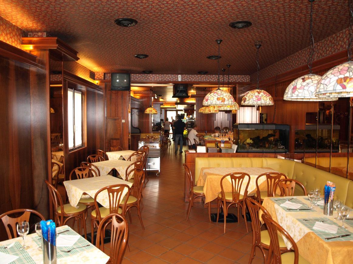 Hotel Karol 몬차 외부 사진